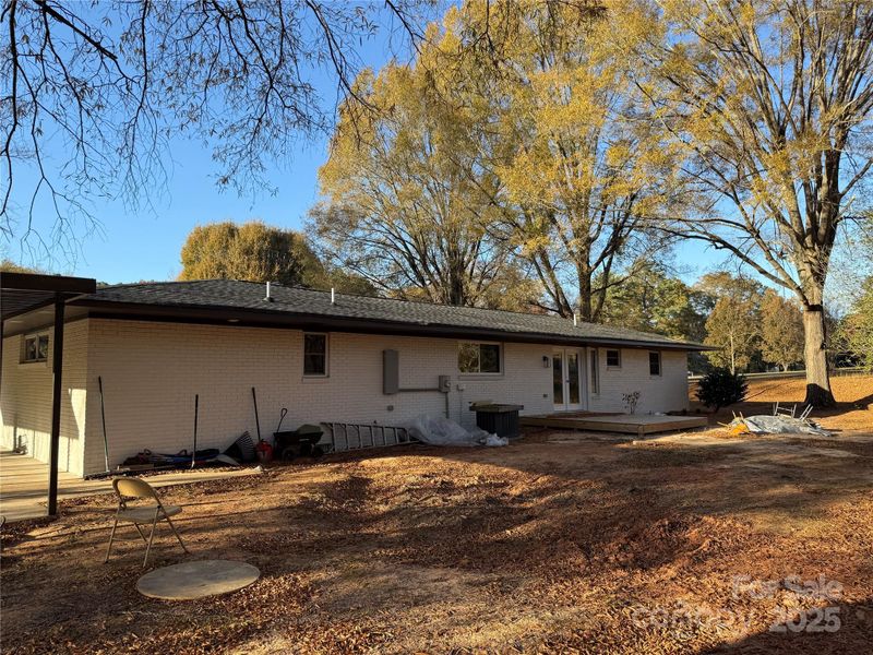 1208 Mariposa Rd, Stanley, NC 28164