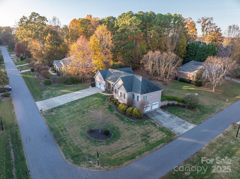 7522 Turnberry Ln, Stanley, NC 28164