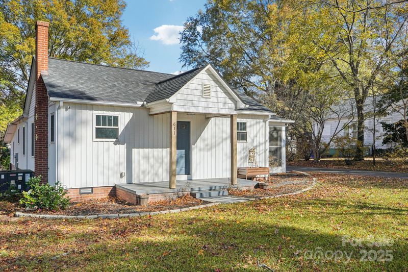 611 Sumner St, Kannapolis, NC 28083