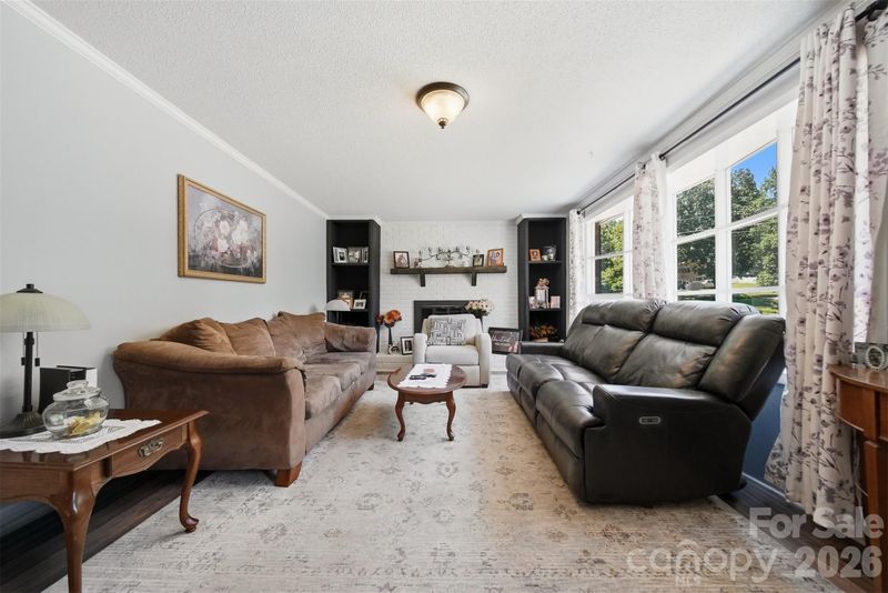 304 Parlier Ave NE, Conover, NC 28613