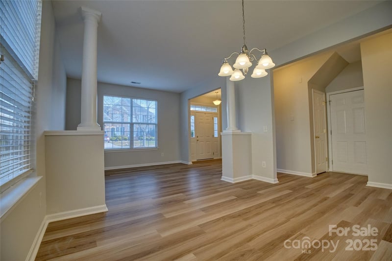 502 Gillcreek Ct, Lake Wylie, SC 29710