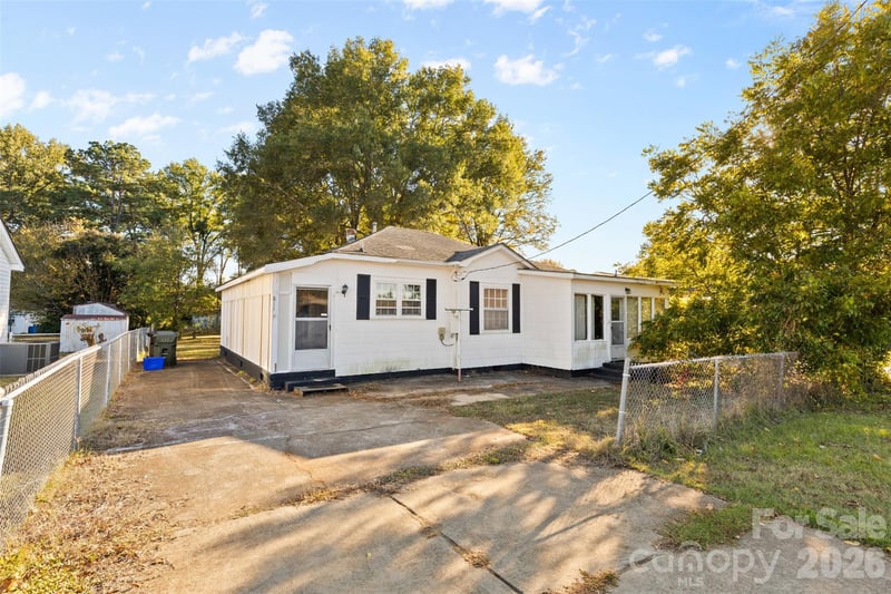 811 Cherry Rd S, Rock Hill, SC 29730