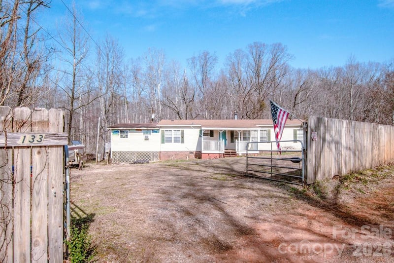 133 Penny Dr, Statesville, NC 28625