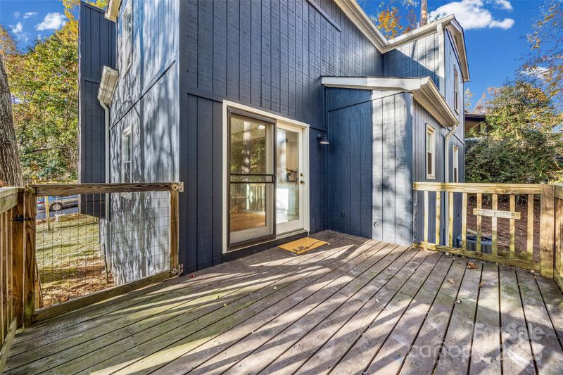 2137 Manawa Ln, Tega Cay, SC 29708