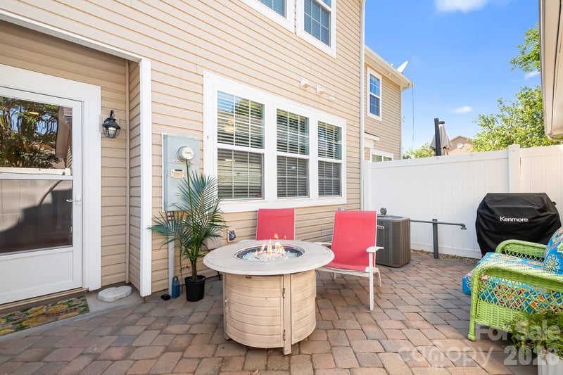 18478 W Catawba Ave, Cornelius, NC 28031