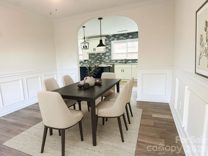 9310 Chastain Walk Dr, Charlotte, NC 28216