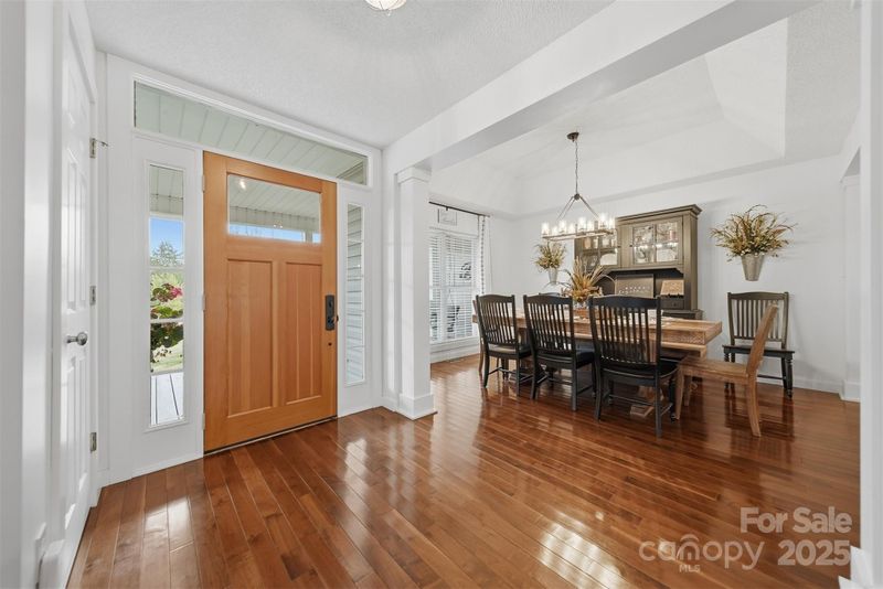 5207 Birchleaf Ln, Claremont, NC 28610