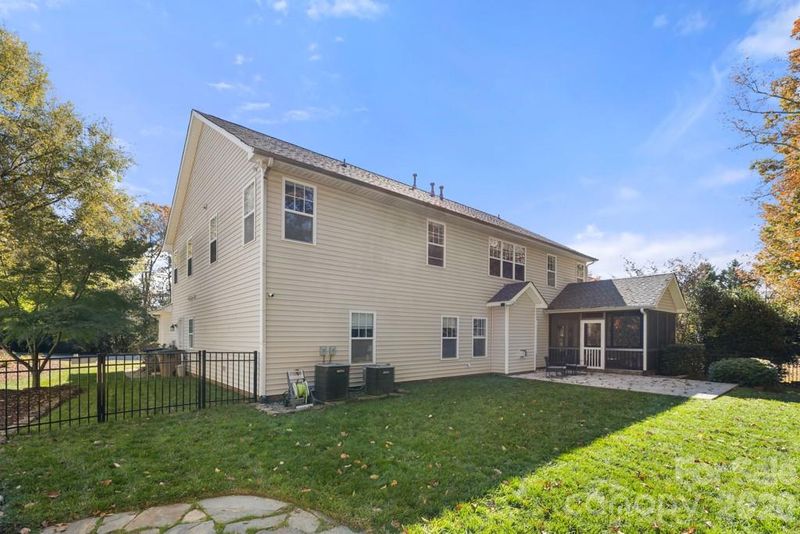 5007 Magna Ln, Indian Trail, NC 28079