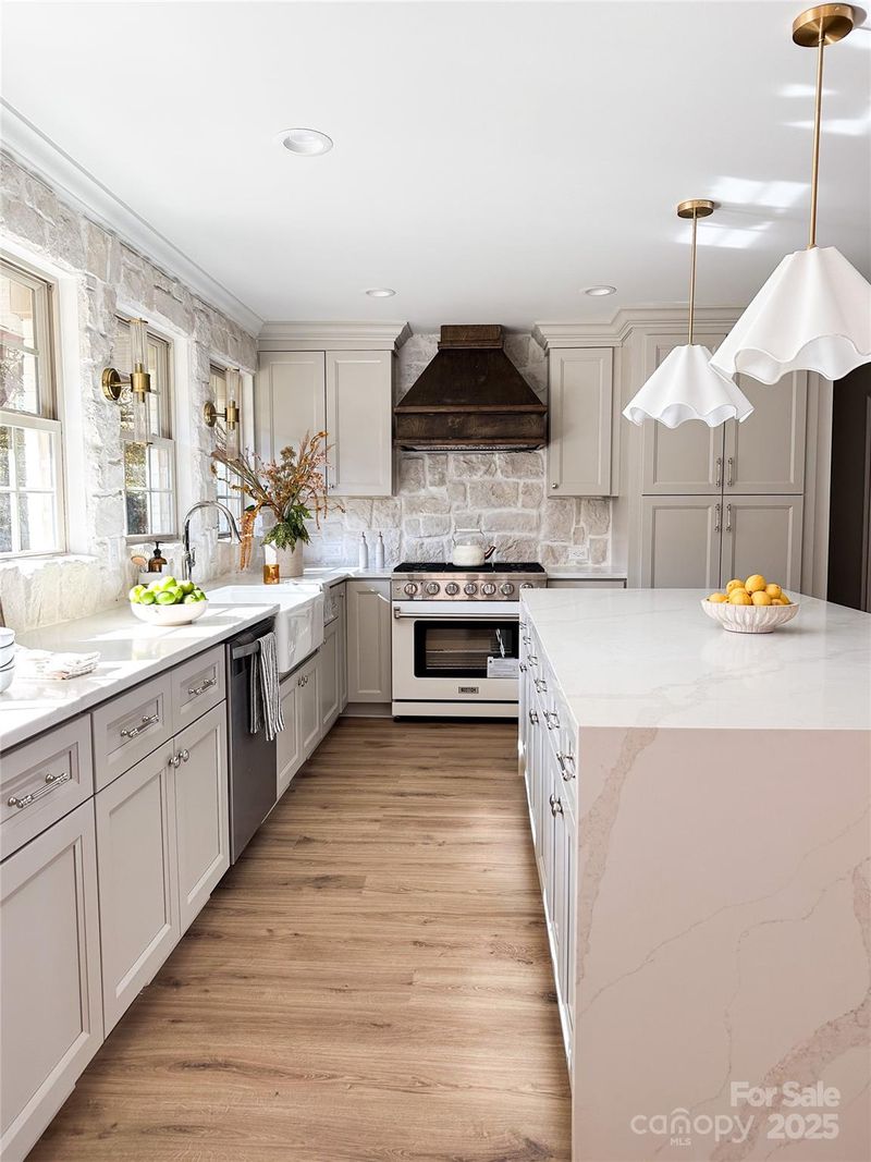3427 Zelda Ln, Matthews, NC 28105