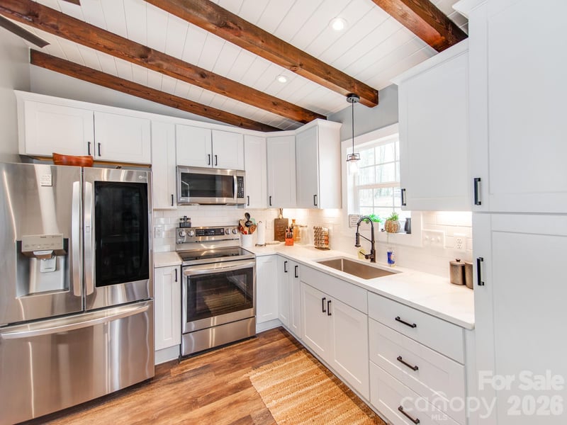 6788 Bucleigh Rd, Lake Wylie, SC 29710