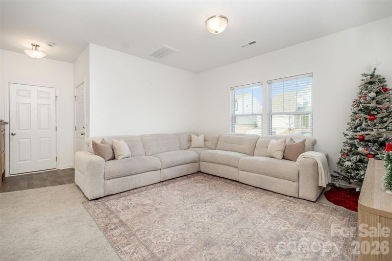 3048 Pinehills Way, Mount Holly, NC 28120