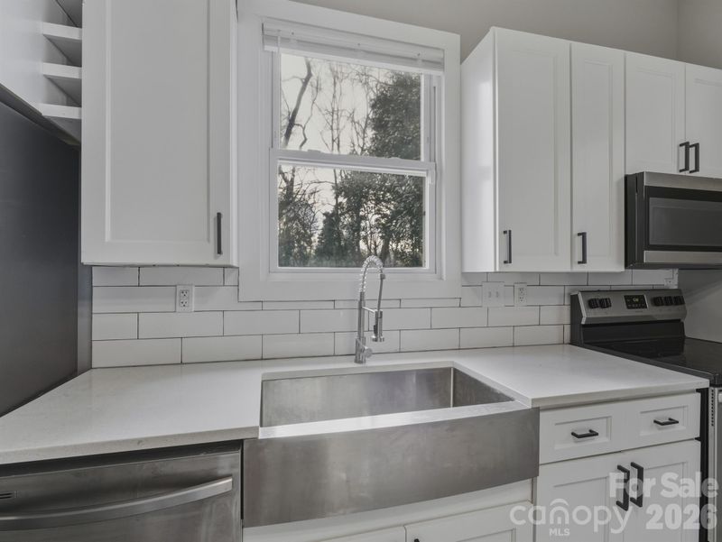 4313 Hovis Rd, Charlotte, NC 28208