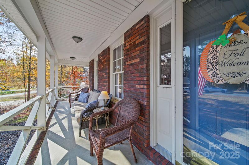 1876 Lorelei Ct, Mount Pleasant, NC 28124