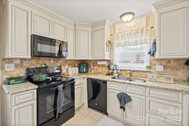 3478 E Nc 150 Hw, Lincolnton, NC 28092