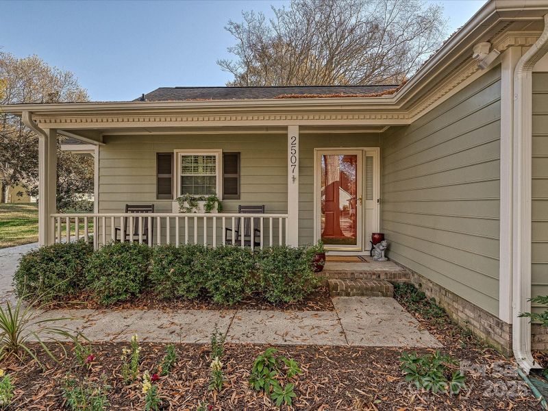2507 Breuster Dr, Charlotte, NC 28210