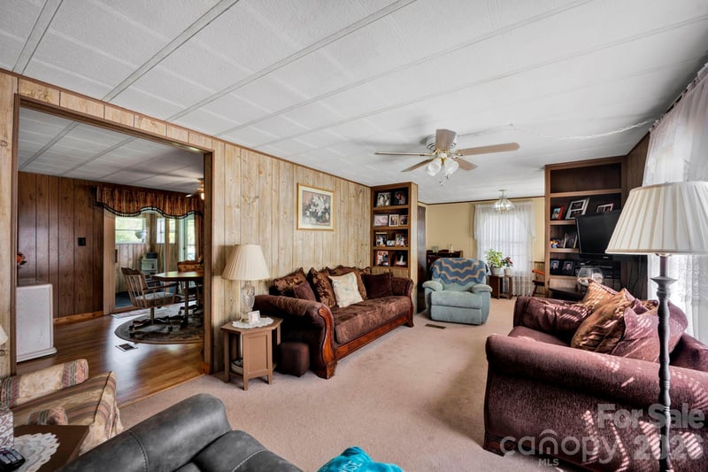 12523 Asbury Chapel Rd, Huntersville, NC 28078