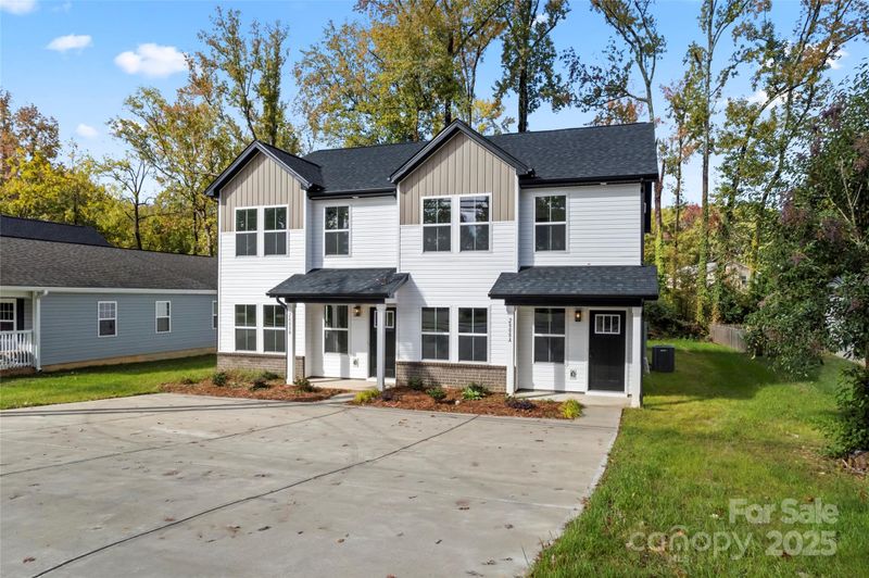 2909 New Pineola Rd, Charlotte, NC 28208