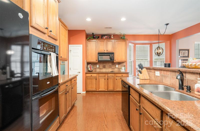 253 Garnet Ct, Fort Mill, SC 29708