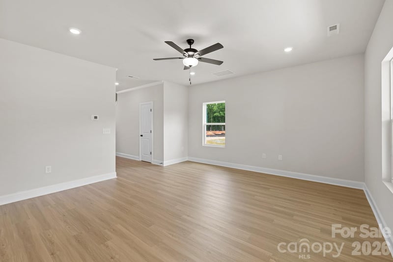 3510 Saddlebred Dr, Gastonia, NC 28052