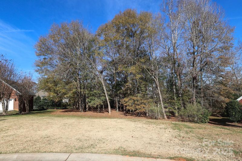3048 Patrick Place Cir #10, Clover, SC 29710
