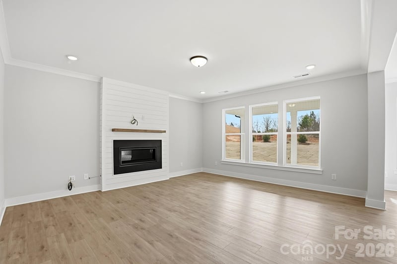 1268 Carrington Dr, Stanley, NC 28164