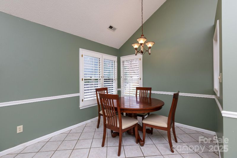 3033 River Ridge Dr, Gastonia, NC 28056