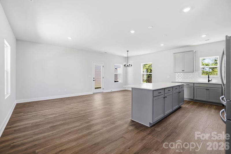 4049 Grommet Ct, Matthews, NC 28105