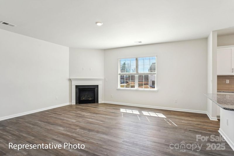 129 Scotsway Ct, Troutman, NC 28166