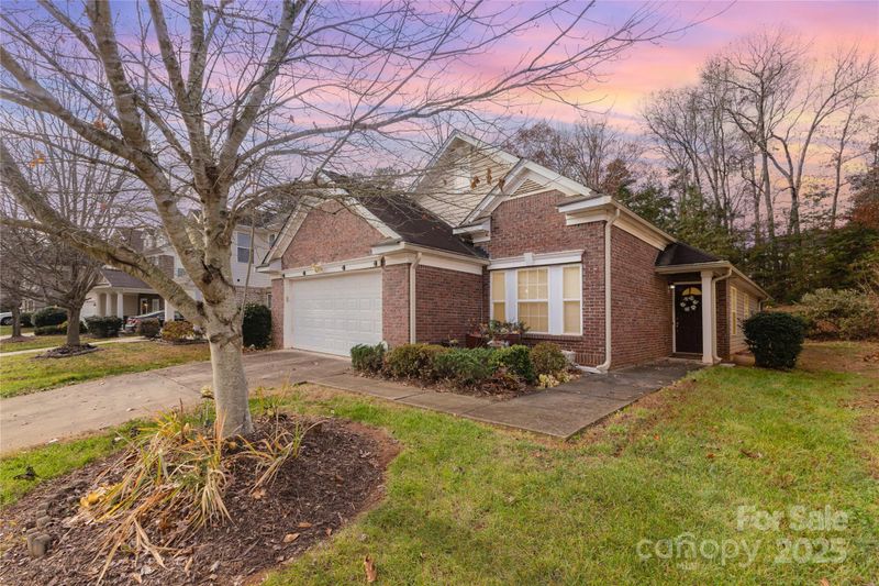 7705 Ponderosa Pine Ln, Charlotte, NC 28215