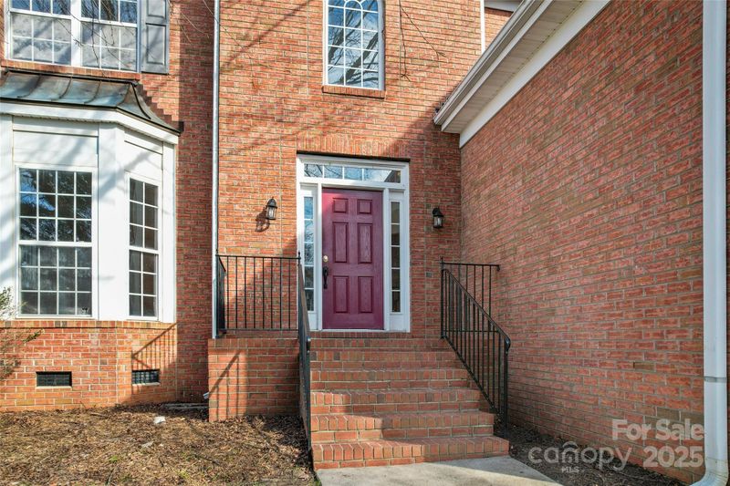 7786 Windsor Forest Pl, Harrisburg, NC 28075