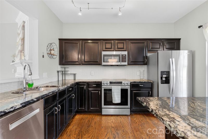 3018 Castleberry Ct, Charlotte, NC 28209