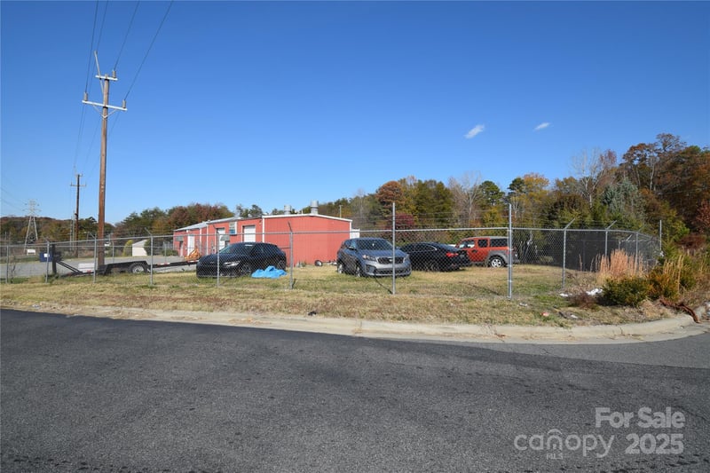 10310 Rozzelles Ferry Rd, Charlotte, NC 28214