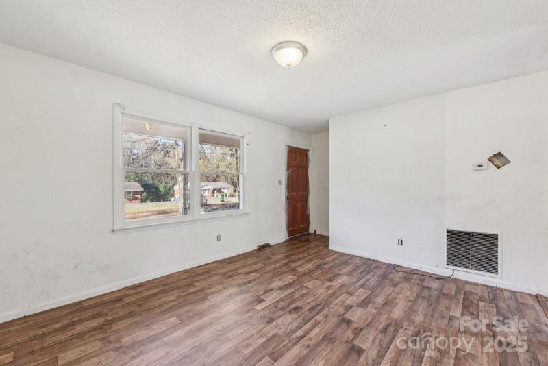 510 N Secrest Ave, Monroe, NC 28110