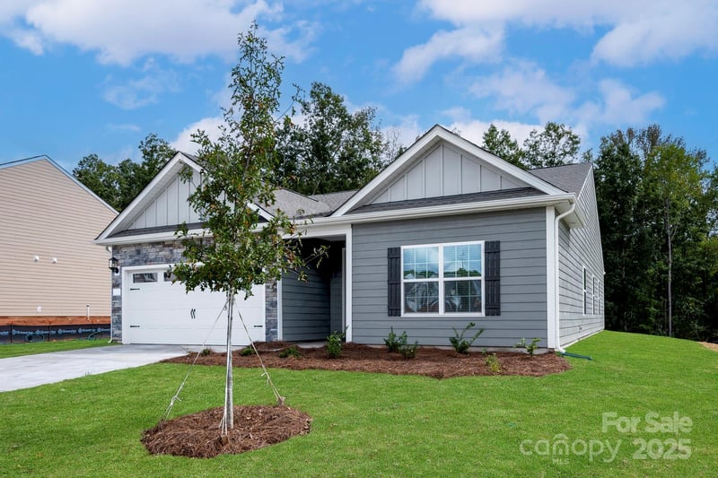 125 Colonial Reserve Ave, Troutman, NC 28166