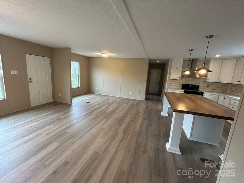 4765 Logging Rd, Lancaster, SC 29720