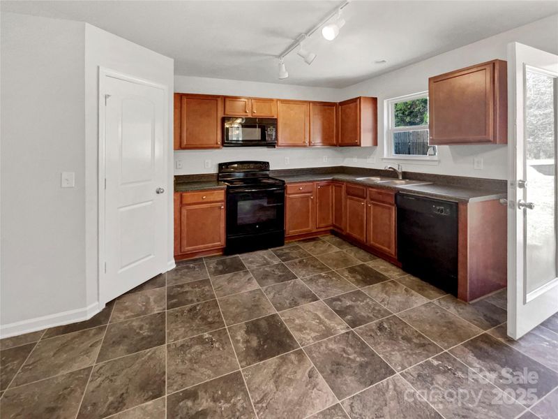 2063 Gunnars Ridge Rd, Lancaster, SC 29720