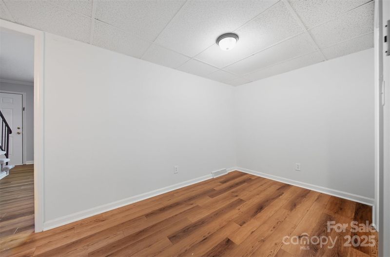 824 6th St NW #5, Hickory, NC 28601