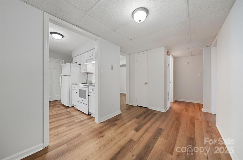 824 6th St NW #5, Hickory, NC 28601