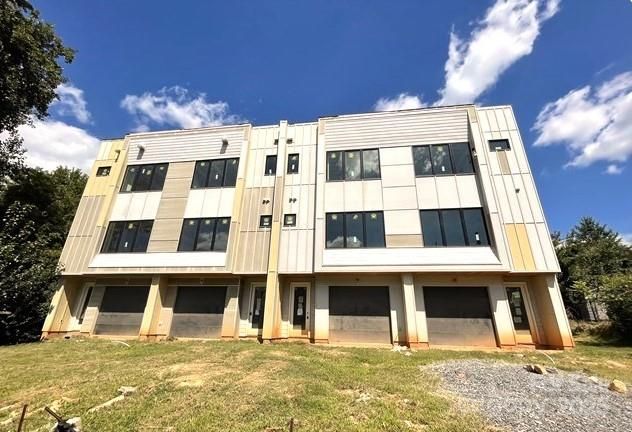 219 Walnut Ave #C, Charlotte, NC 28208