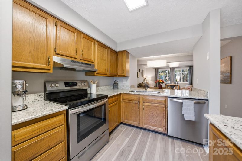 1235 Scaleybark Rd #C, Charlotte, NC 28209