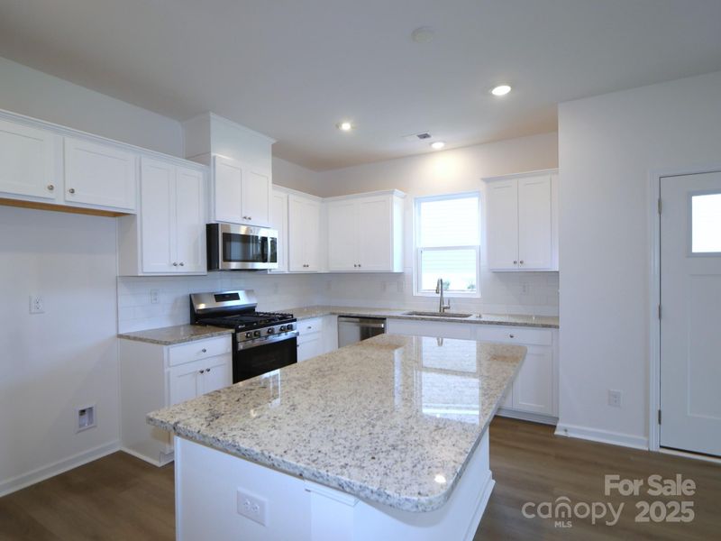 1008 Overbrook Pl, Wingate, NC 28174