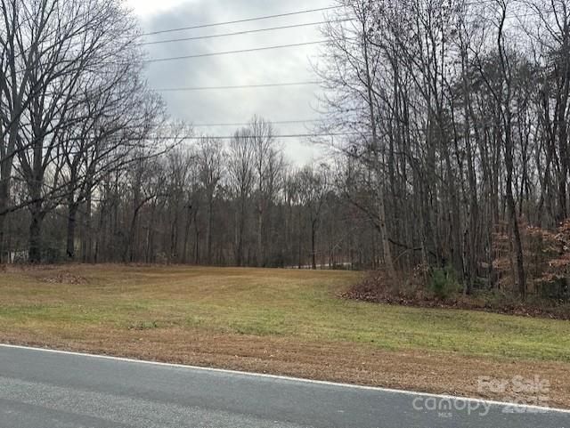 1651 Mollys Backbone Rd, Sherrills Ford, NC 28673