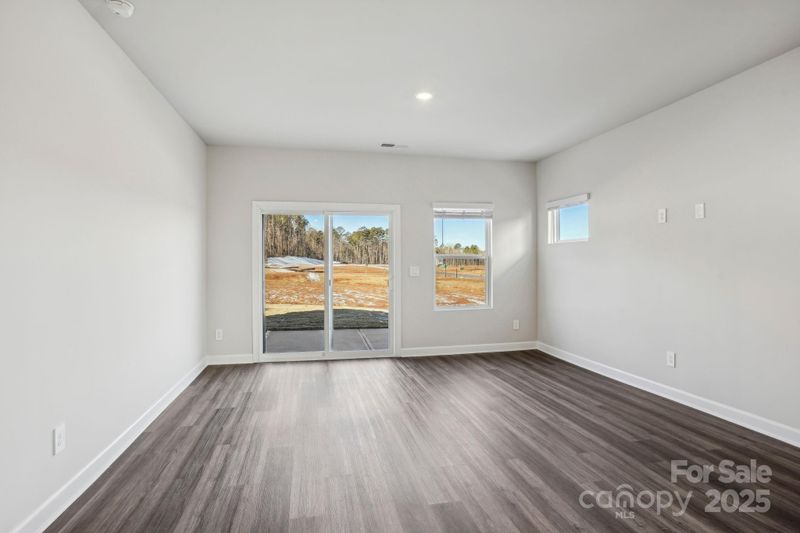 5033 Poplin Valley, Cherryville, NC 28021