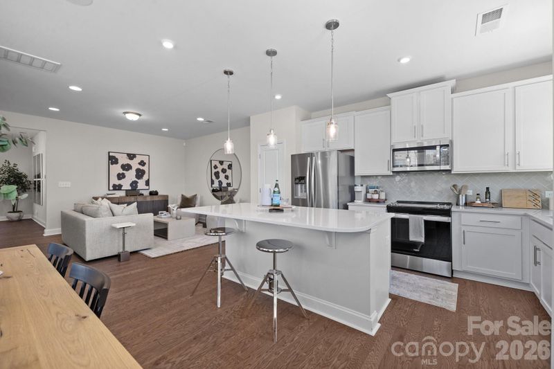 2966 Clyde Dr, Charlotte, NC 28208