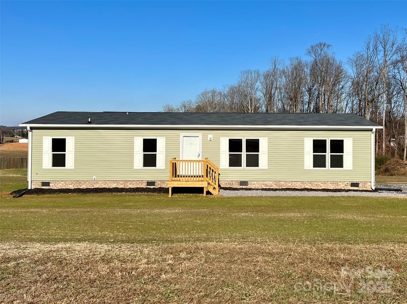 174 Trivette Rd, Harmony, NC 28634