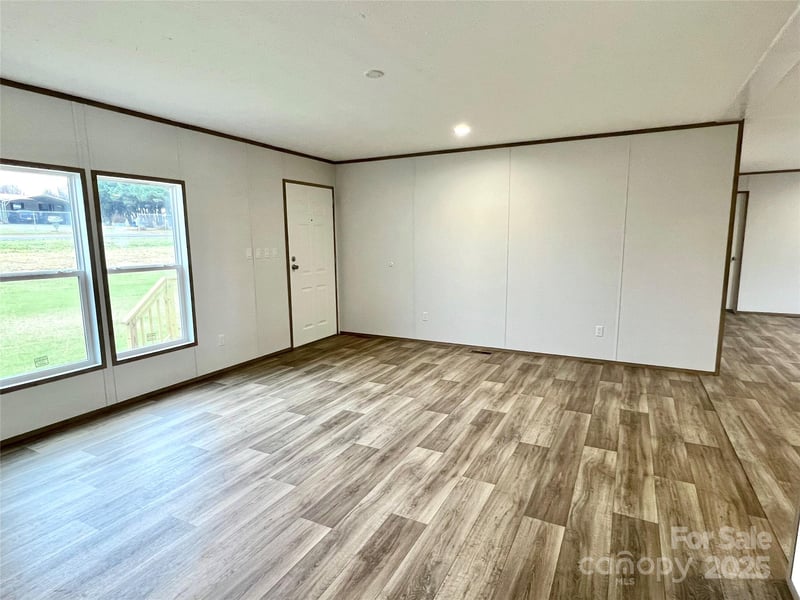 174 Trivette Rd, Harmony, NC 28634