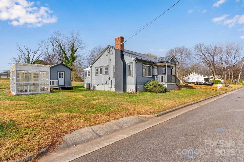111 North Ave, Troutman, NC 28166
