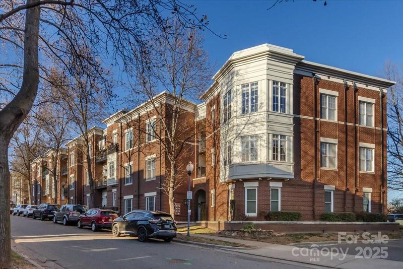 751 Garden District Dr, Charlotte, NC 28202