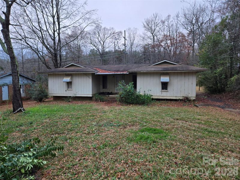 1712 Northwoods Dr, Kings Mountain, NC 28086