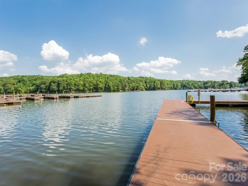 7059 Cloer Ct, Charlotte, NC 28214